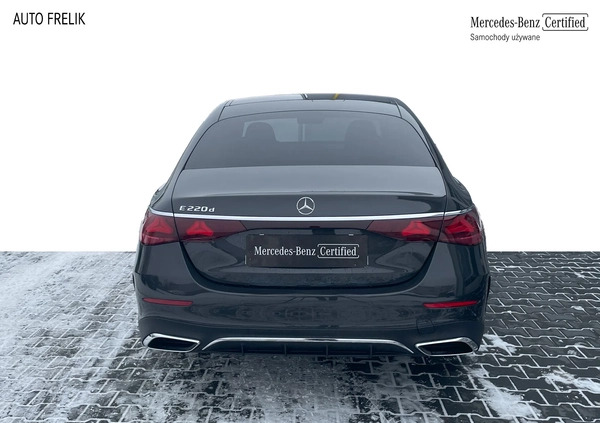 Mercedes-Benz Klasa E cena 379900 przebieg: 12900, rok produkcji 2023 z Ryn małe 121